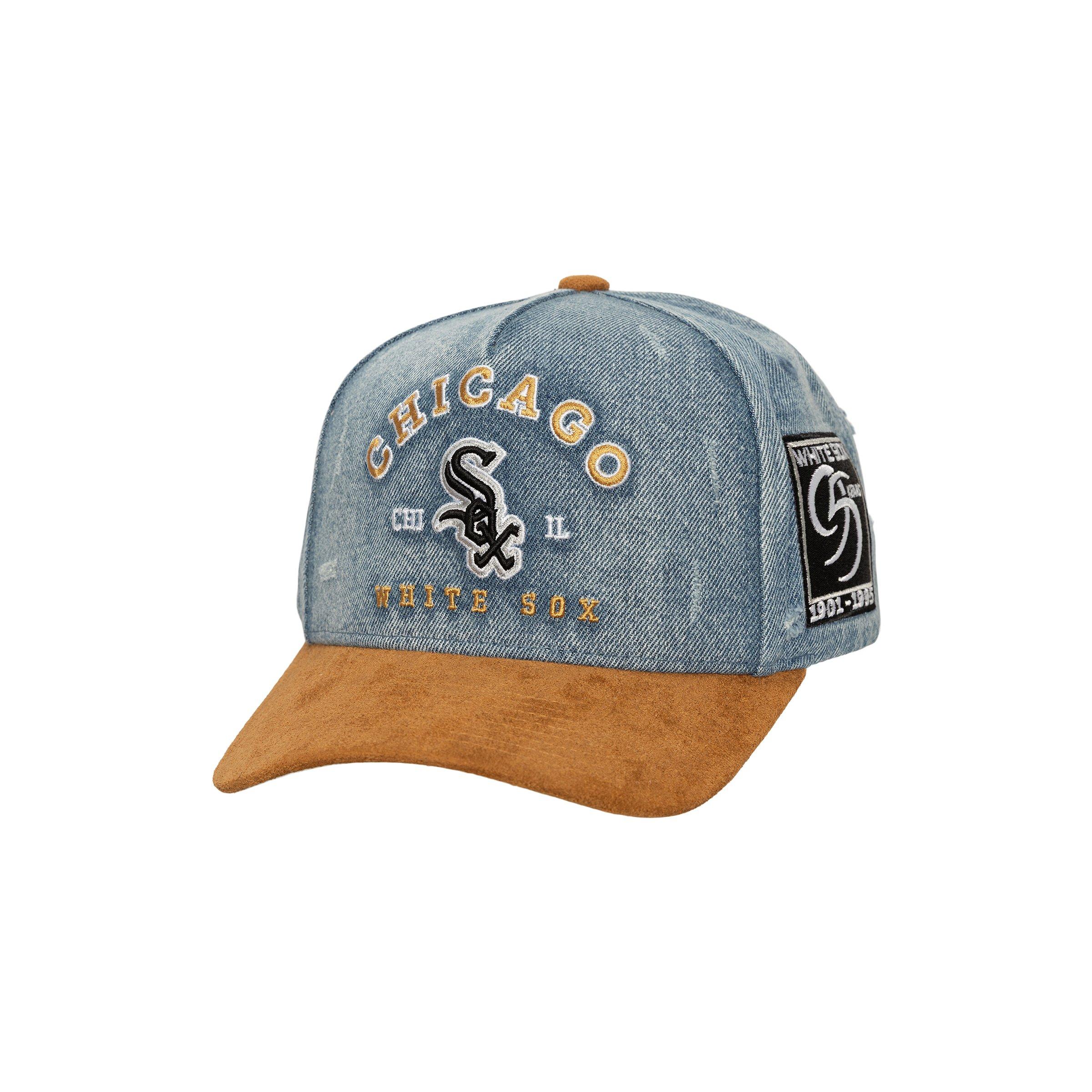 Mitchell & Ness Chicago White Sox Wood Work Snapback Hat - Light Blue